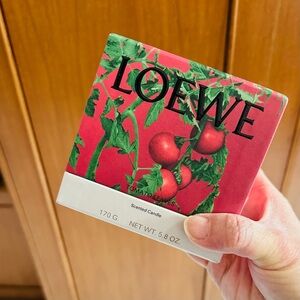 Loewe Red and Green Tomato Scented Candle for @kelsorourke